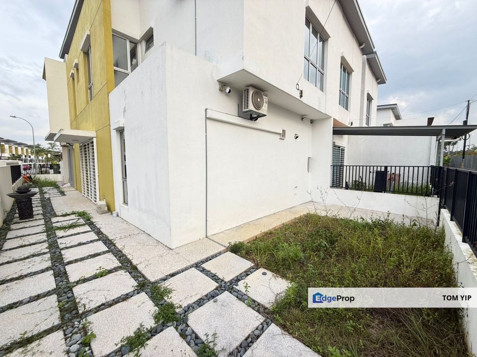 2 Storey End Lot with Land Renovated Acacia Park Phase 4A Bandar Tasik Puteri Rawang, Selangor, Rawang