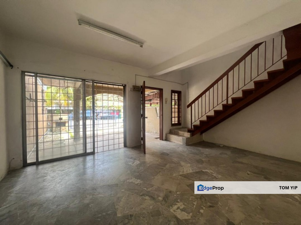 (Cheap) 2sty Terraced Jalan Mawar Taman Puchong Perdana Puchong, Selangor, Puchong