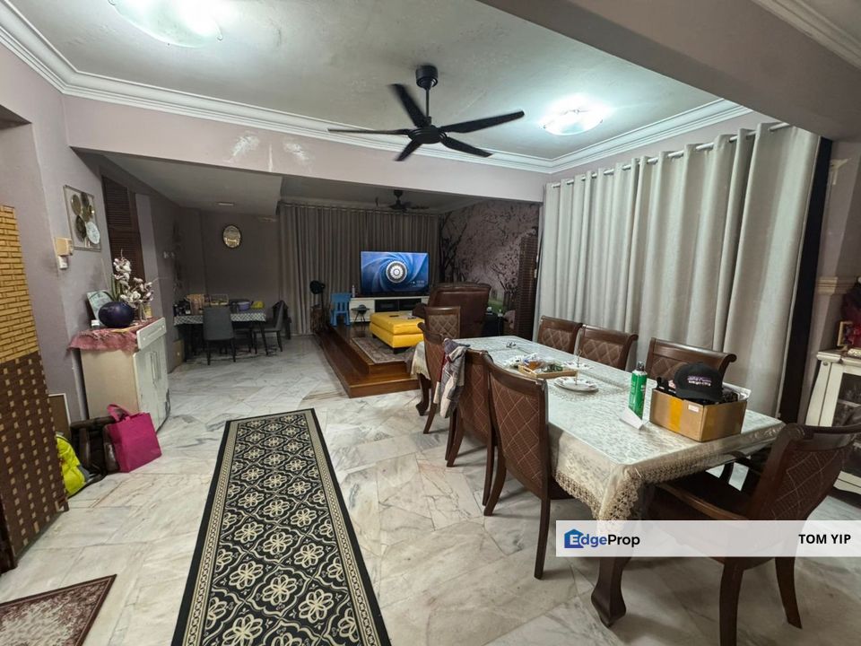 (RENO) 2 Sty Bungalow Jalan  Desa 6, Bandar Country Homes Rawang, Selangor, Rawang