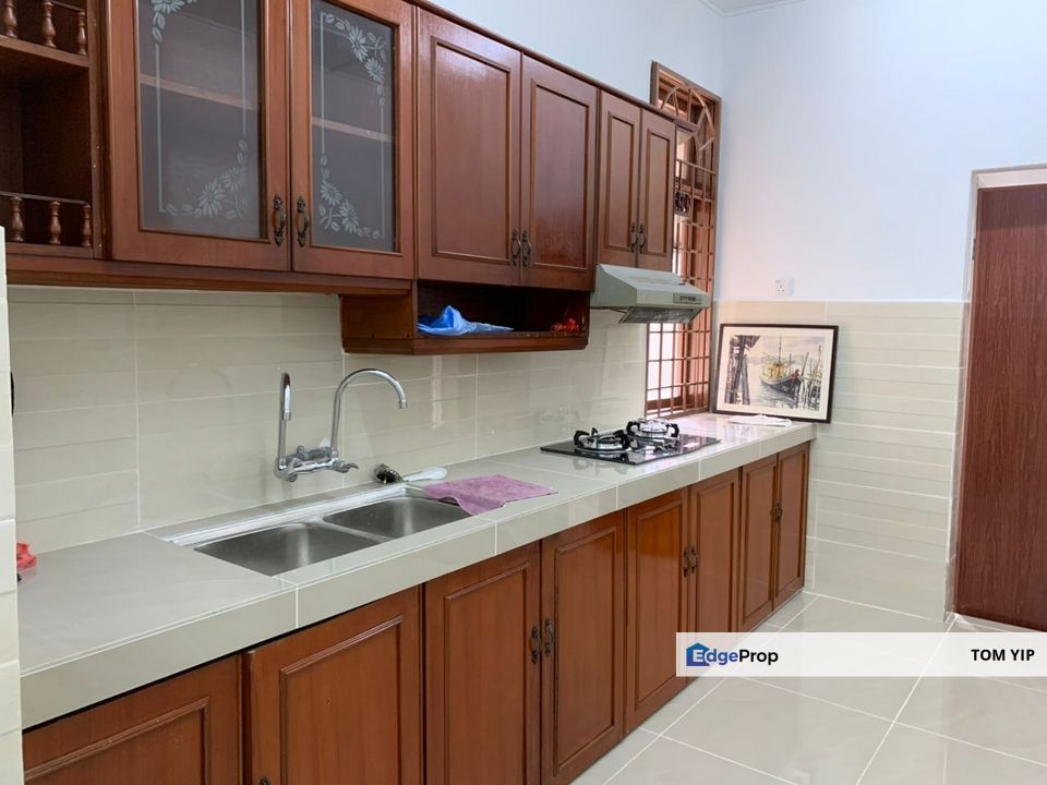 (10,000 SF) 1 Sty Bungalow Jalan Teluki Bukit Sentosa Rawang, Selangor, Hulu Selangor