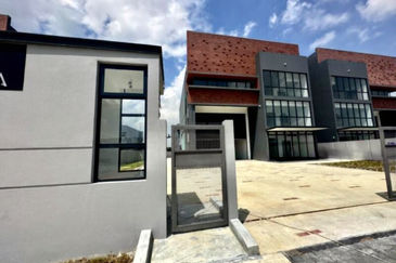 Elmina Business Park