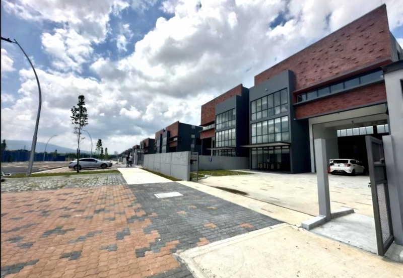 Elmina Business Park