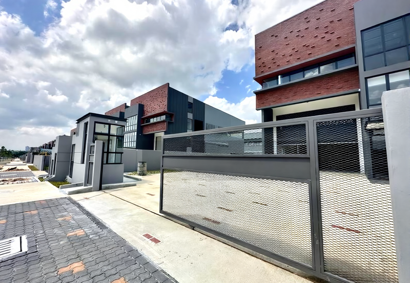 Elmina Business Park