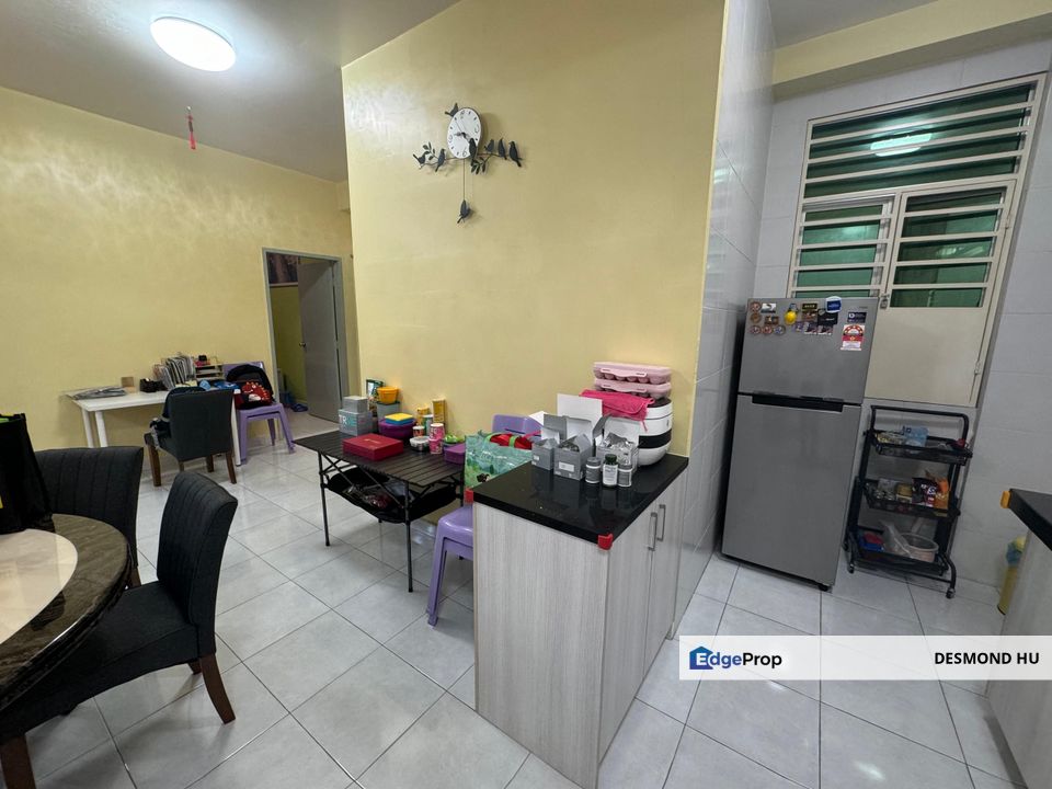 Well Maintain 🔥Fully Renovated🔥 Pangsapuri Saujana Permai 2 Kajang For Sale near Sungai Long, Bandar Teknologi, Selangor, Kajang