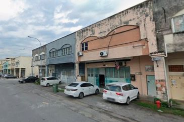 Cheapest Double Storey 🔥Light Industry Factory🔥 / Cum Office for sale near Bandar Teknologi Semenyih