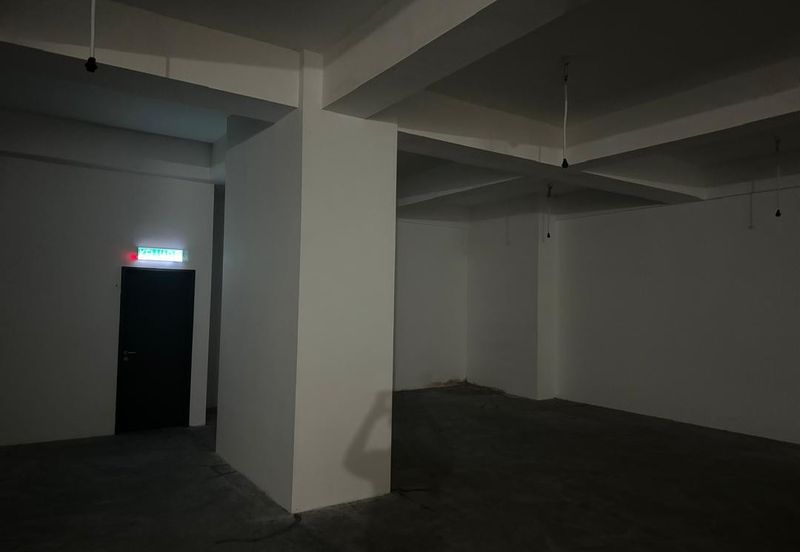 Office lot 🔥Saville Kajang🔥 bare unit for rent near MRT Kajang Bangi UKM Jalan Reko