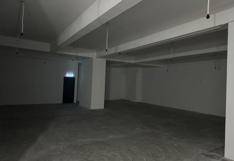 Office lot 🔥Saville Kajang🔥 bare unit for rent near MRT Kajang Bangi UKM Jalan Reko