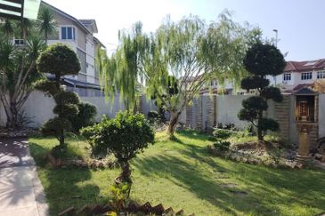 Jalan Kemuning Permai 33/42 