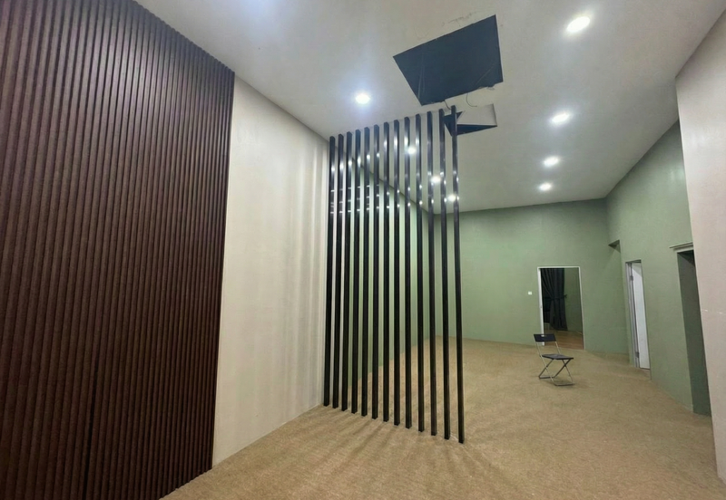 Ivoris @ Eco Majestic