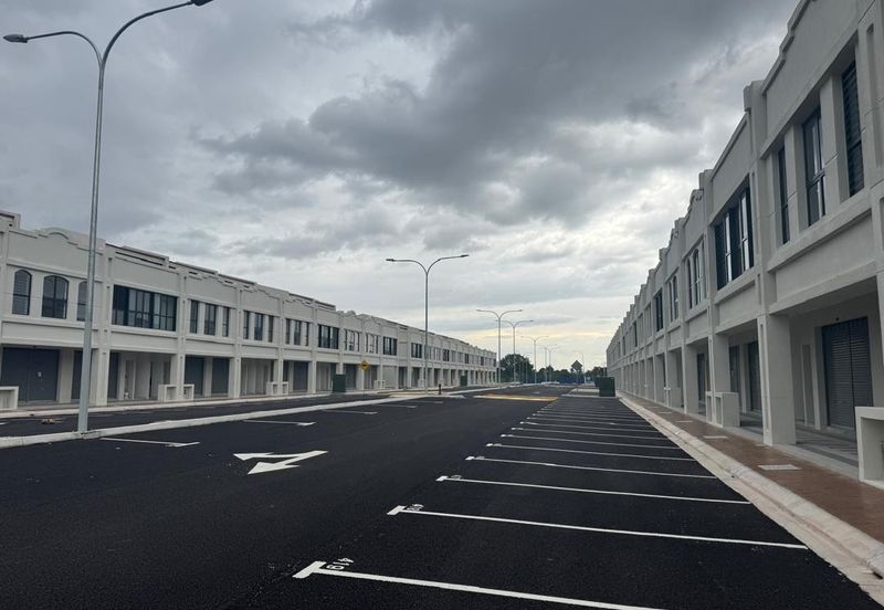 Serena Square 🔥 Serena Heights Brand New Shop/ Office for rent near Bangi Semenyih