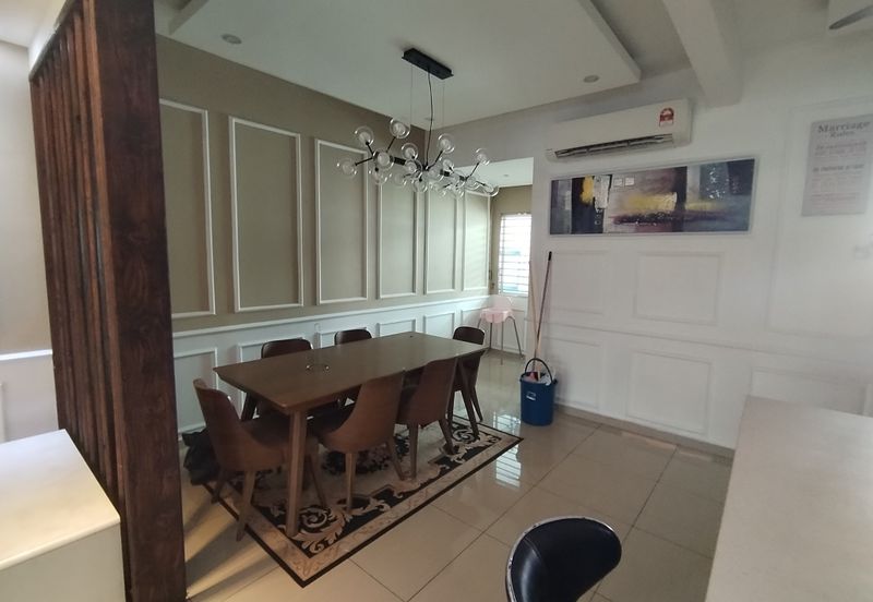Taman Warisan, Kuala Selangor, 2.5 Storey Terrace House For Sale, Partial Furnished