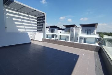 Broadleaf Residences, Hometree