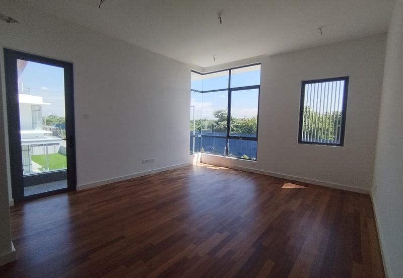 Broadleaf Residences, Hometree