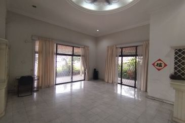 Taman Taynton (Taynton View)