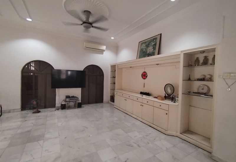 Taman Taynton (Taynton View)