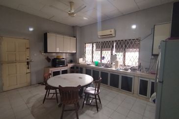 Taman Taynton (Taynton View)