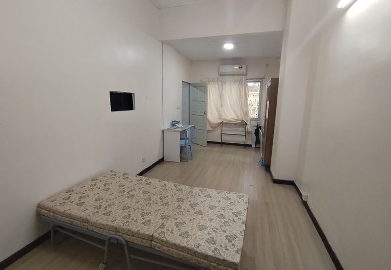 Taman Taynton (Taynton View)