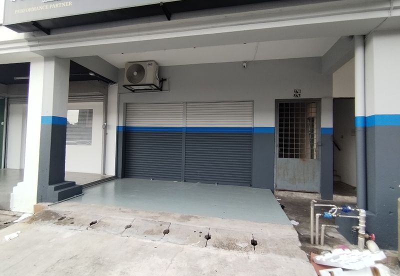 Prime location 3-Stry Shop in Taman Cahaya Indah, Ampang, Cahaya LRT station