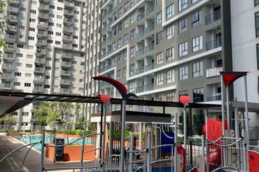 3R2B The Hipster Condo for Rent 