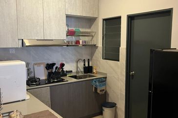 3R2B The Hipster Condo for Rent 