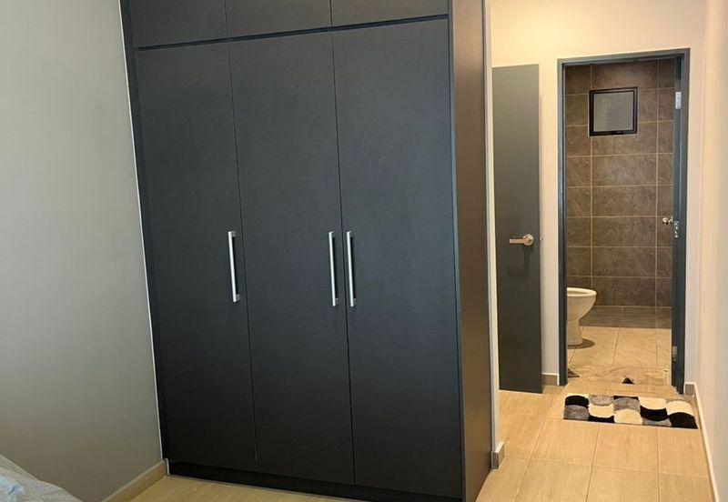 3R2B The Hipster Condo for Rent 