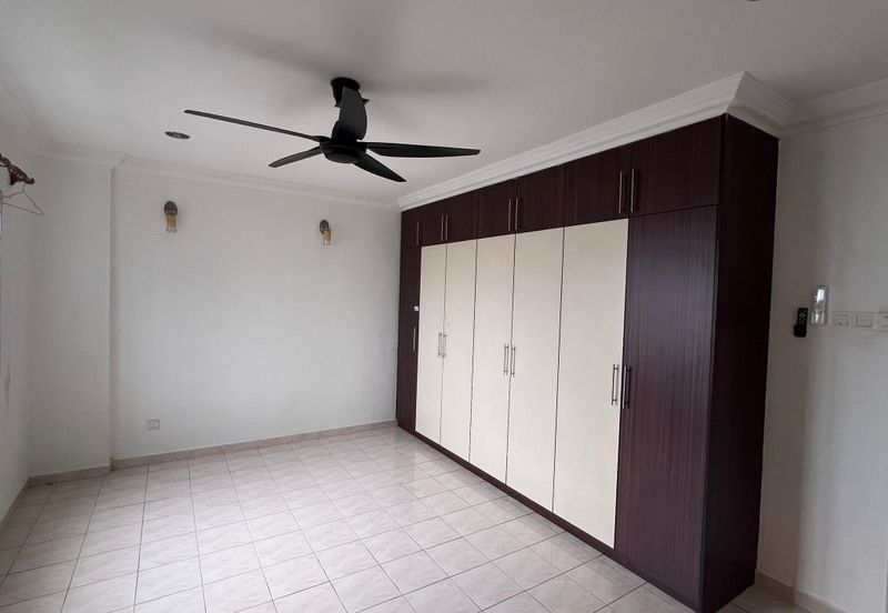 Bougainvilla Apartments