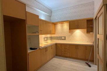 Putra Indah Condominium