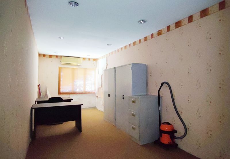 Regalia Business Centre, USJ 1