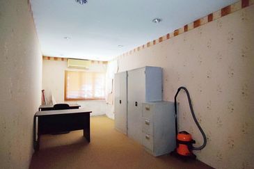 Regalia Business Centre, USJ 1