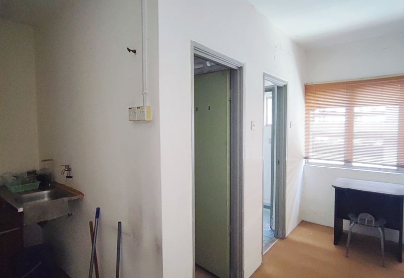 Regalia Business Centre, USJ 1