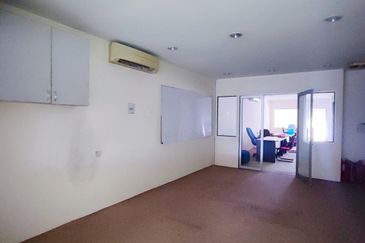 Regalia Business Centre, USJ 1