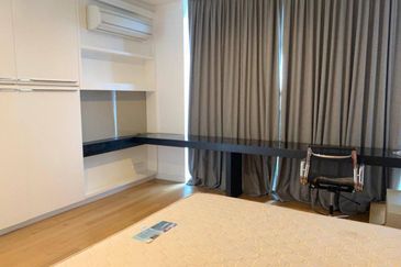 Face Platinum Suites