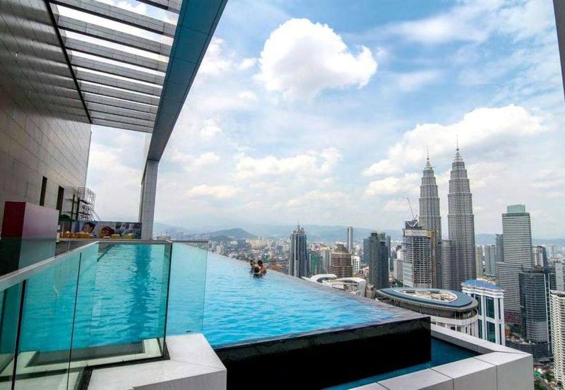 Face Platinum Suites