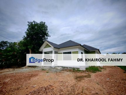 Simpang Renggam Kg Dato Ibrahim Majid Banglo Setingkat, Johor, Benut