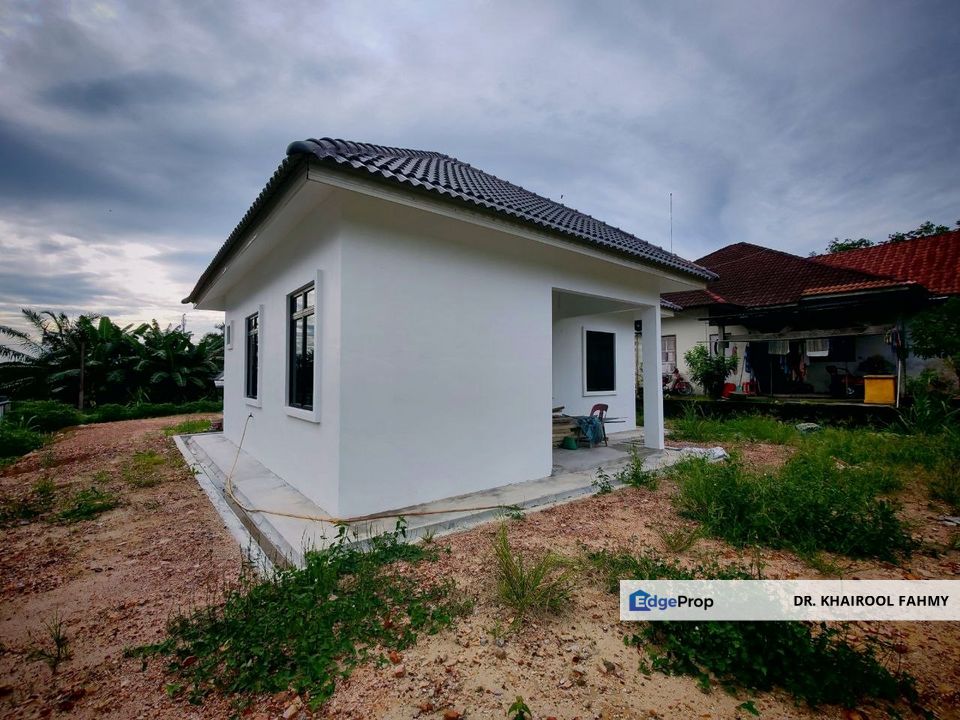 Simpang Renggam Kg Dato Ibrahim Majid Banglo Setingkat, Johor, Benut