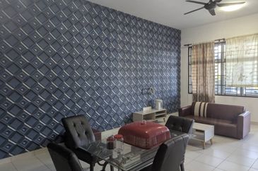 Suria 2 @ Sebana Cove