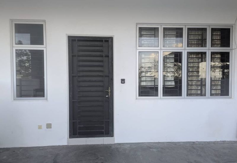 Suria 2 @ Sebana Cove