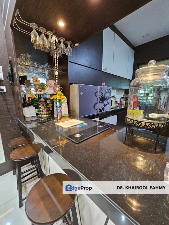 Muar Taman Bahagia Off Jalan Jati Semi Detached Fully Renovate, Johor, Muar