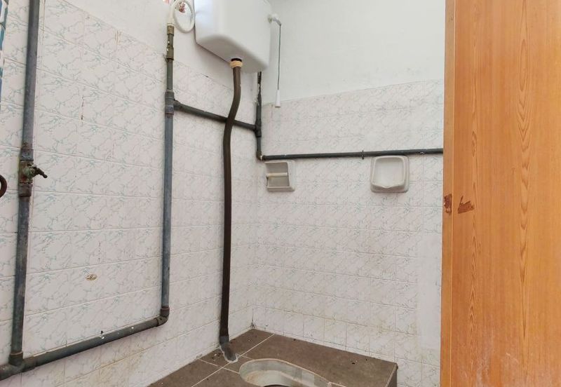 Flat Taman Ungku Tun Aminah