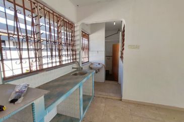 Flat Taman Ungku Tun Aminah