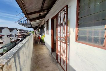 Flat Taman Ungku Tun Aminah