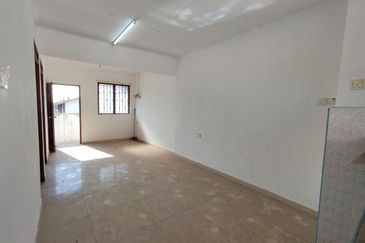 Flat Taman Ungku Tun Aminah