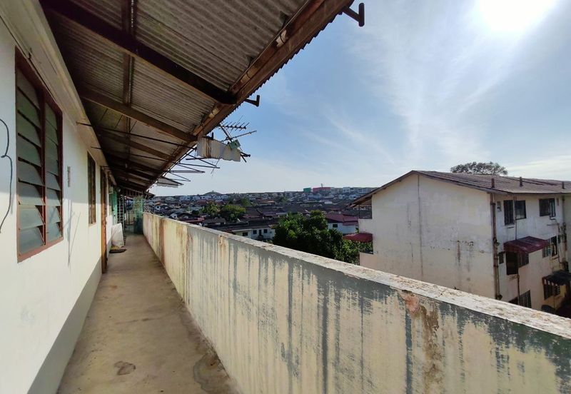 Flat Taman Ungku Tun Aminah