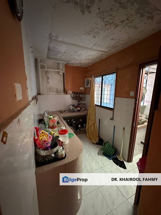 Kluang Flat Haji Manan Renovated, Johor, Kluang