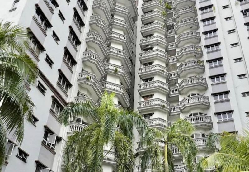 Dwi Mahkota Condominium