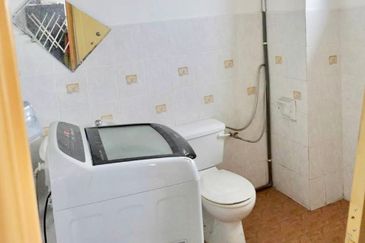 Dwi Mahkota Condominium