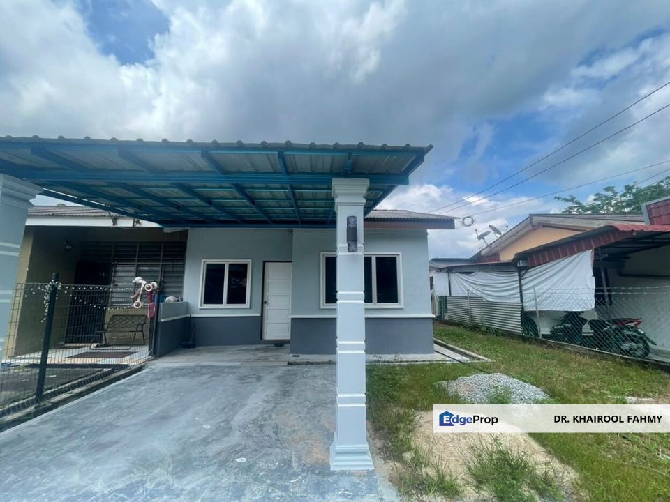 Batu Kikir Kuala Pilah, Negeri Sembilan Semi-D Rumah Rakyat Padang Lebar, Negeri Sembilan, Batu Kikir