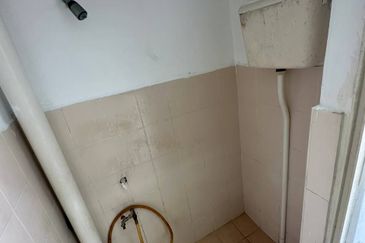 Taman Tanjung Puteri Resort