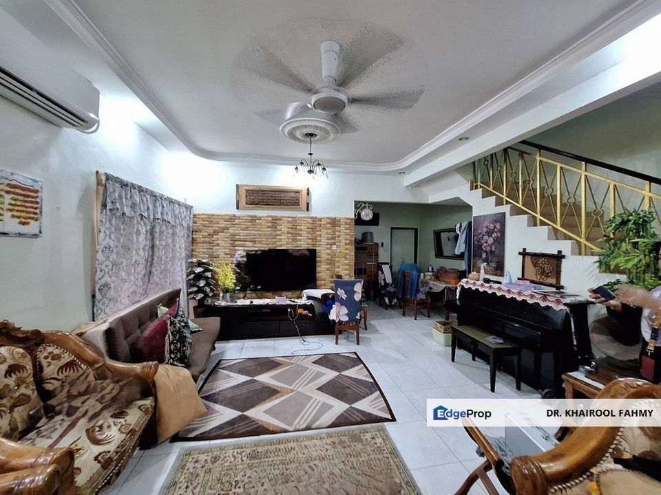 Taman Bukit Dahlia Pasir Gudang Semi Detahced Double Storey Renovated Non Bumi, Johor, Pasir Gudang