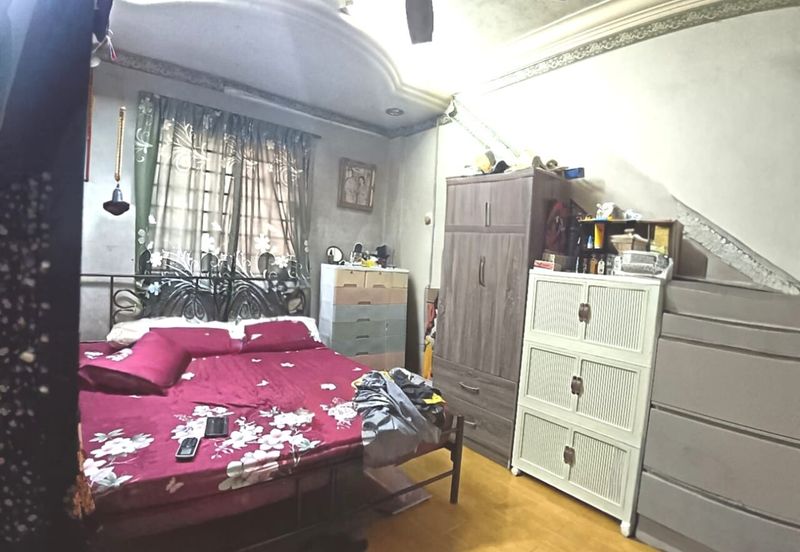 Lily & Jasmine Apartment